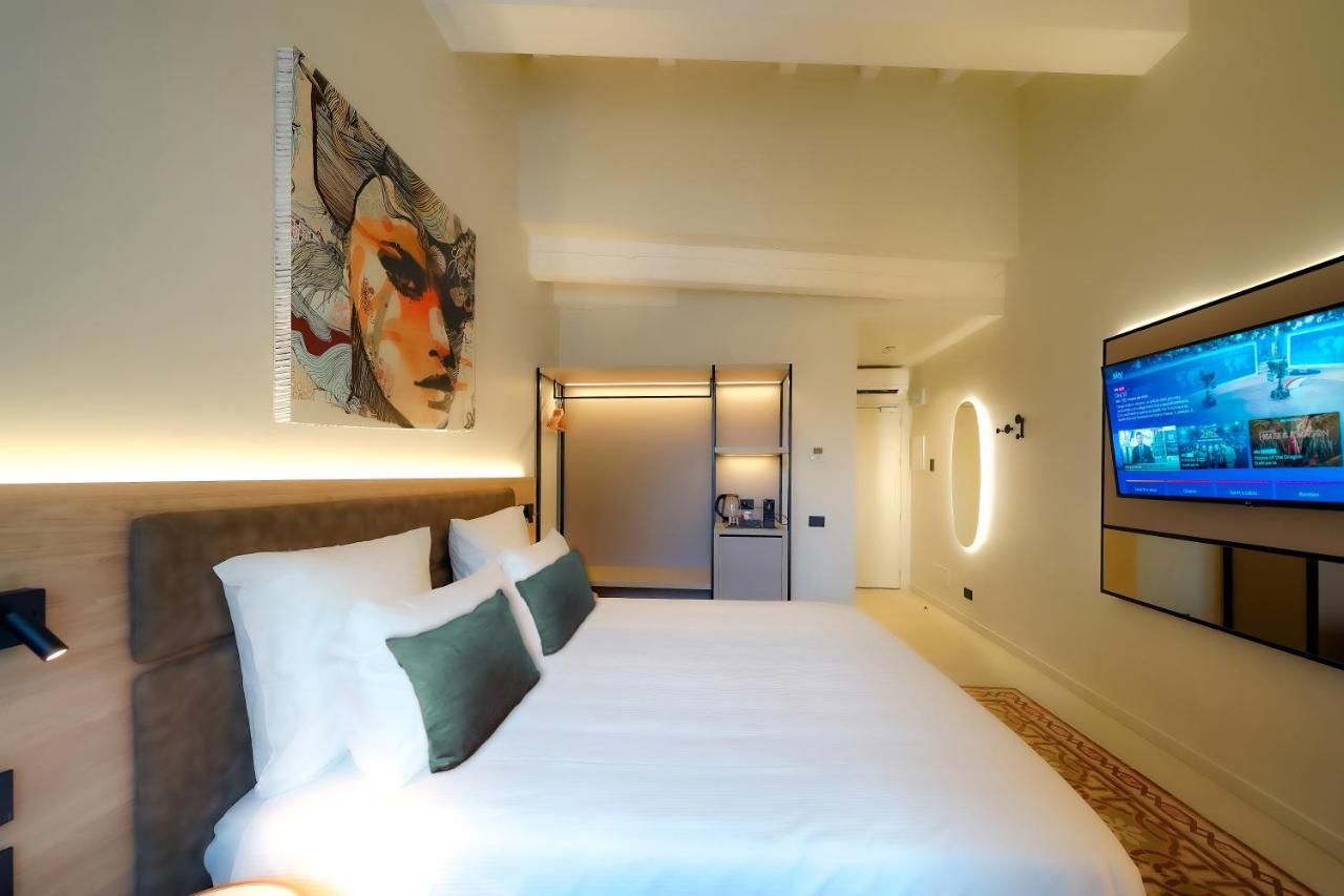 Bergamo Inn 21 Zewnętrze zdjęcie Deluxe Room