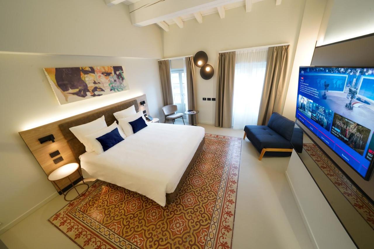 Bergamo Inn 21 Zewnętrze zdjęcie Deluxe Room