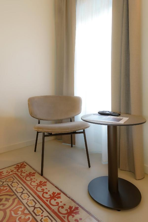 Bergamo Inn 21 Zewnętrze zdjęcie A chair